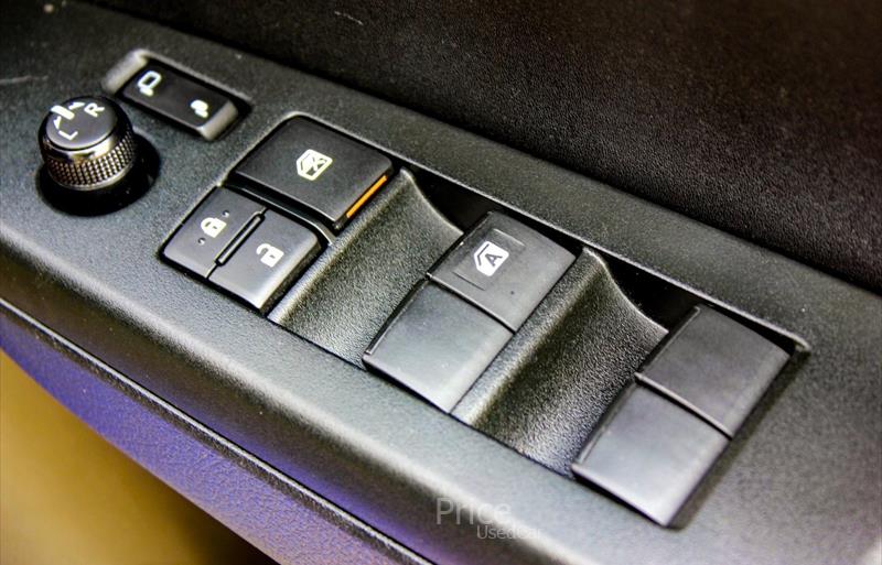ขายรถเก๋งมือสอง-toyota-โตโยต้า-yaris-ativ-ยาริส-เอทิฟ-รถปี2018-รหัส84680-d8fde825.jpg ขายรถเก๋งมือสอง-toyota-โตโยต้า-yaris-ativ-ยาริส-เอทิฟ-รถปี2018-รหัส84680-d8fde825.jpg
