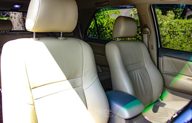 ขายรถ-suv-มือสอง-toyota-โตโยต้า-fortuner-ฟอร์จูนเนอร์-รถปี2012-รหัส84683-56b74a34.jpg ขายรถ-suv-มือสอง-toyota-โตโยต้า-fortuner-ฟอร์จูนเนอร์-รถปี2012-รหัส84683-56b74a34.jpg