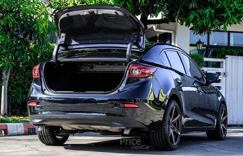 ขายรถเก๋งมือสอง-mazda-มาสด้า-3-สาม-รถปี2018-รหัส84704-5cbd6d38.jpg ขายรถเก๋งมือสอง-mazda-มาสด้า-3-สาม-รถปี2018-รหัส84704-5cbd6d38.jpg