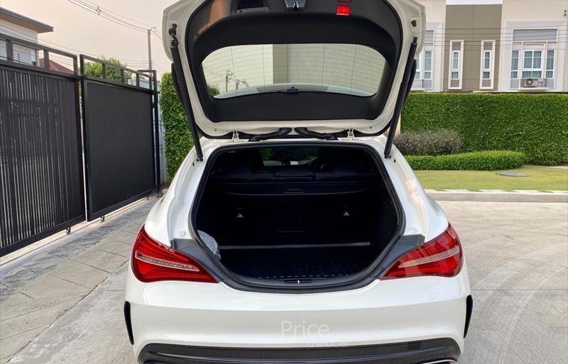 ขายรถเก๋งมือสอง-mercedes-benz-เมอร์เซเดสเบนซ์-cla250-amg-ซีแอลเอสองห้าศูนย์-เอเอ็มจี-รถปี2017-รหัส84714-28284b16.jpg ขายรถเก๋งมือสอง-mercedes-benz-เมอร์เซเดสเบนซ์-cla250-amg-ซีแอลเอสองห้าศูนย์-เอเอ็มจี-รถปี2017-รหัส84714-28284b16.jpg