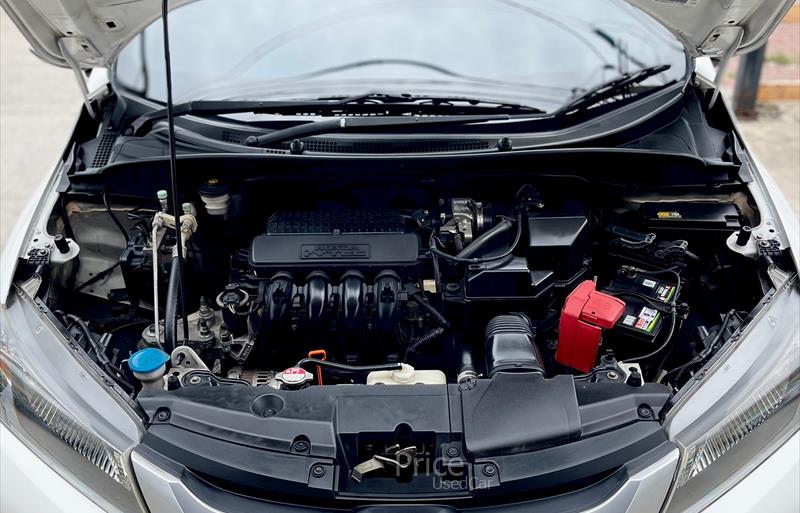 ขายรถเก๋งมือสอง-honda-ฮอนด้า-city-ซิตี้-รถปี2016-รหัส84788-cff0a5ab.jpg ขายรถเก๋งมือสอง-honda-ฮอนด้า-city-ซิตี้-รถปี2016-รหัส84788-cff0a5ab.jpg