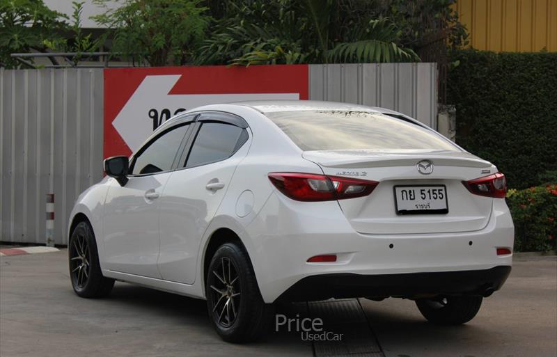 ขายรถเก๋งมือสอง-mazda-มาสด้า-2-สอง-รถปี2015-รหัส84800-457c0c74.jpg ขายรถเก๋งมือสอง-mazda-มาสด้า-2-สอง-รถปี2015-รหัส84800-457c0c74.jpg