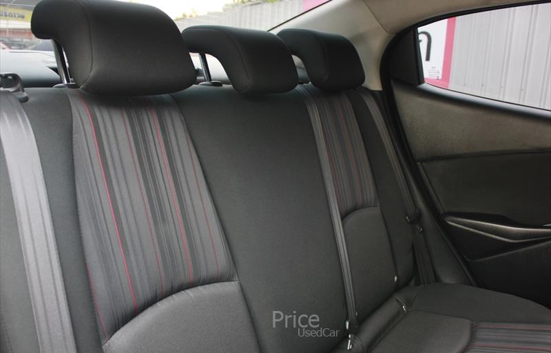 ขายรถเก๋งมือสอง-mazda-มาสด้า-2-สอง-รถปี2015-รหัส84800-d6a7cf83.jpg ขายรถเก๋งมือสอง-mazda-มาสด้า-2-สอง-รถปี2015-รหัส84800-d6a7cf83.jpg