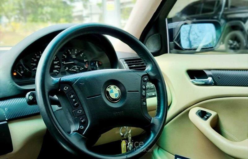 ขายรถเก๋งมือสอง-bmw-บีเอ็มดับบลิว-318i-รถปี2005-รหัส84806-004e82d2.jpg ขายรถเก๋งมือสอง-bmw-บีเอ็มดับบลิว-318i-รถปี2005-รหัส84806-004e82d2.jpg
