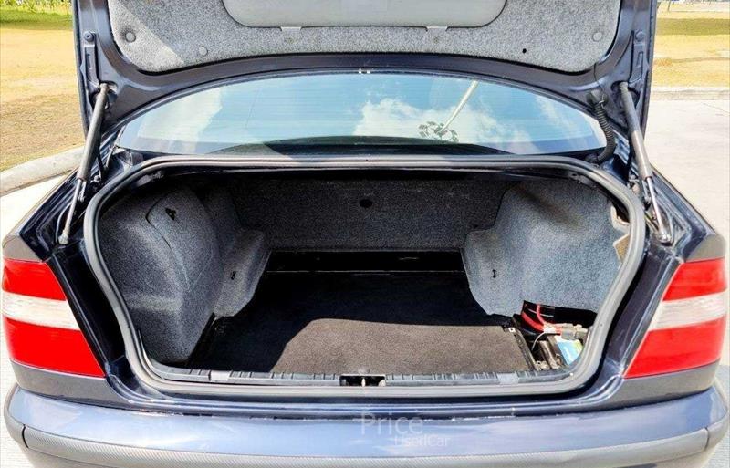 ขายรถเก๋งมือสอง-bmw-บีเอ็มดับบลิว-318i-รถปี2005-รหัส84806-69c5e654.jpg ขายรถเก๋งมือสอง-bmw-บีเอ็มดับบลิว-318i-รถปี2005-รหัส84806-69c5e654.jpg