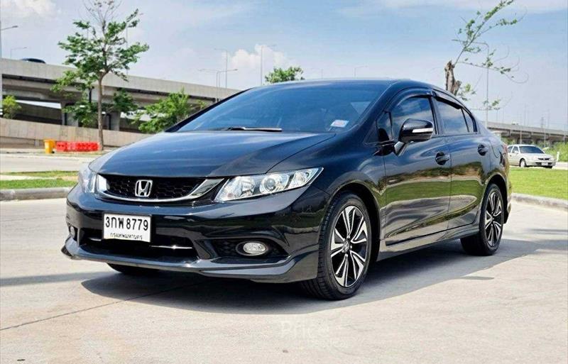 ขายรถเก๋งมือสอง-honda-ฮอนด้า-civic-ซีวิค-รถปี2014-รหัส84812-015515fb.jpg ขายรถเก๋งมือสอง-honda-ฮอนด้า-civic-ซีวิค-รถปี2014-รหัส84812-015515fb.jpg