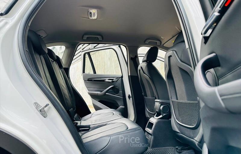 ขายรถ-suv-มือสอง-bmw-บีเอ็มดับบลิว-x1-เอ็กซ์1-รถปี2019-รหัส84818-21b3245c.jpg ขายรถ-suv-มือสอง-bmw-บีเอ็มดับบลิว-x1-เอ็กซ์1-รถปี2019-รหัส84818-21b3245c.jpg