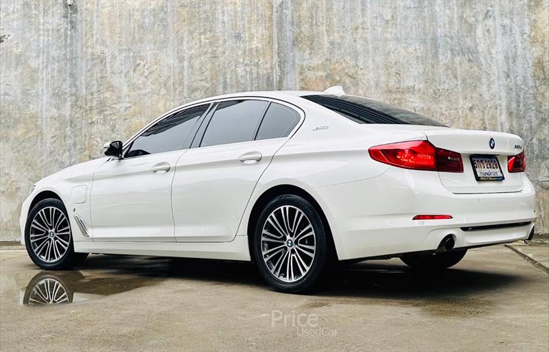 ขายรถเก๋งมือสอง-bmw-บีเอ็มดับบลิว-series-5-ซีรี่ย์5-รถปี2019-รหัส84820-03998248.jpg ขายรถเก๋งมือสอง-bmw-บีเอ็มดับบลิว-series-5-ซีรี่ย์5-รถปี2019-รหัส84820-03998248.jpg