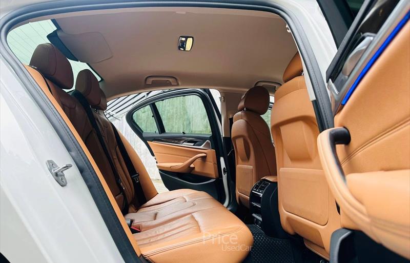 ขายรถเก๋งมือสอง-bmw-บีเอ็มดับบลิว-series-5-ซีรี่ย์5-รถปี2019-รหัส84820-5c7735b9.jpg ขายรถเก๋งมือสอง-bmw-บีเอ็มดับบลิว-series-5-ซีรี่ย์5-รถปี2019-รหัส84820-5c7735b9.jpg