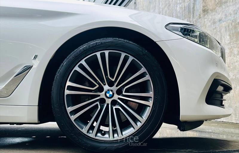 ขายรถเก๋งมือสอง-bmw-บีเอ็มดับบลิว-series-5-ซีรี่ย์5-รถปี2019-รหัส84820-bca91def.jpg ขายรถเก๋งมือสอง-bmw-บีเอ็มดับบลิว-series-5-ซีรี่ย์5-รถปี2019-รหัส84820-bca91def.jpg