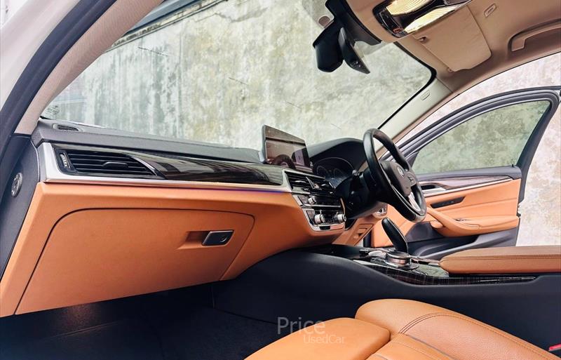 ขายรถเก๋งมือสอง-bmw-บีเอ็มดับบลิว-series-5-ซีรี่ย์5-รถปี2019-รหัส84820-f60978ab.jpg ขายรถเก๋งมือสอง-bmw-บีเอ็มดับบลิว-series-5-ซีรี่ย์5-รถปี2019-รหัส84820-f60978ab.jpg