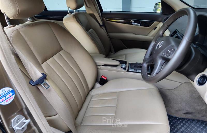 ขายรถเก๋งมือสอง-mercedes-benz-เมอร์เซเดสเบนซ์-c200-cgi-รถปี2010-รหัส84823-476549b3.jpg ขายรถเก๋งมือสอง-mercedes-benz-เมอร์เซเดสเบนซ์-c200-cgi-รถปี2010-รหัส84823-476549b3.jpg