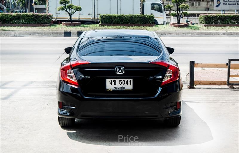 ขายรถเก๋งมือสอง-honda-ฮอนด้า-civic-ซีวิค-รถปี2018-รหัส84938-52051eb9.jpg ขายรถเก๋งมือสอง-honda-ฮอนด้า-civic-ซีวิค-รถปี2018-รหัส84938-52051eb9.jpg