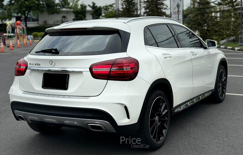 ขายรถเก๋งมือสอง-mercedes-benz-เมอร์เซเดสเบนซ์-gla250-รถปี2018-รหัส84945-13ea9934.jpg ขายรถเก๋งมือสอง-mercedes-benz-เมอร์เซเดสเบนซ์-gla250-รถปี2018-รหัส84945-13ea9934.jpg