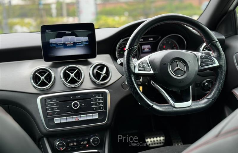 ขายรถเก๋งมือสอง-mercedes-benz-เมอร์เซเดสเบนซ์-gla250-รถปี2018-รหัส84945-8bfde101.jpg ขายรถเก๋งมือสอง-mercedes-benz-เมอร์เซเดสเบนซ์-gla250-รถปี2018-รหัส84945-8bfde101.jpg