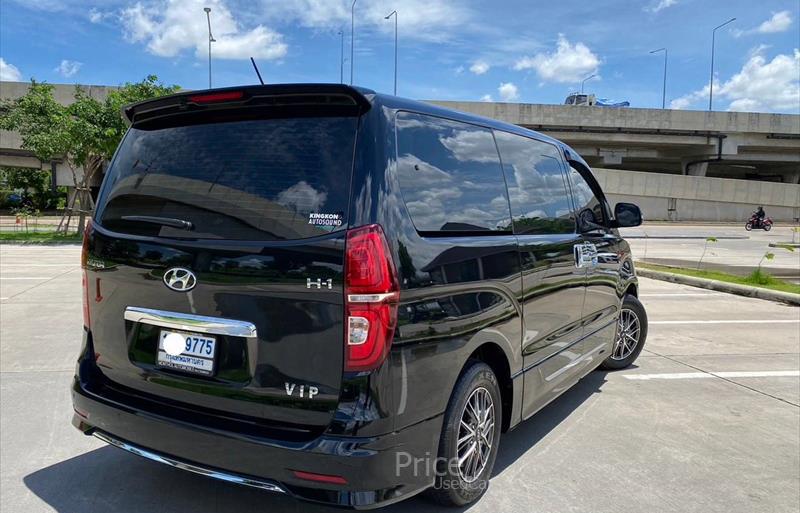ขายรถตู้มือสอง-hyundai-ฮุนได-h-1-เอชวัน-รถปี2022-รหัส84946-60627699.jpg ขายรถตู้มือสอง-hyundai-ฮุนได-h-1-เอชวัน-รถปี2022-รหัส84946-60627699.jpg