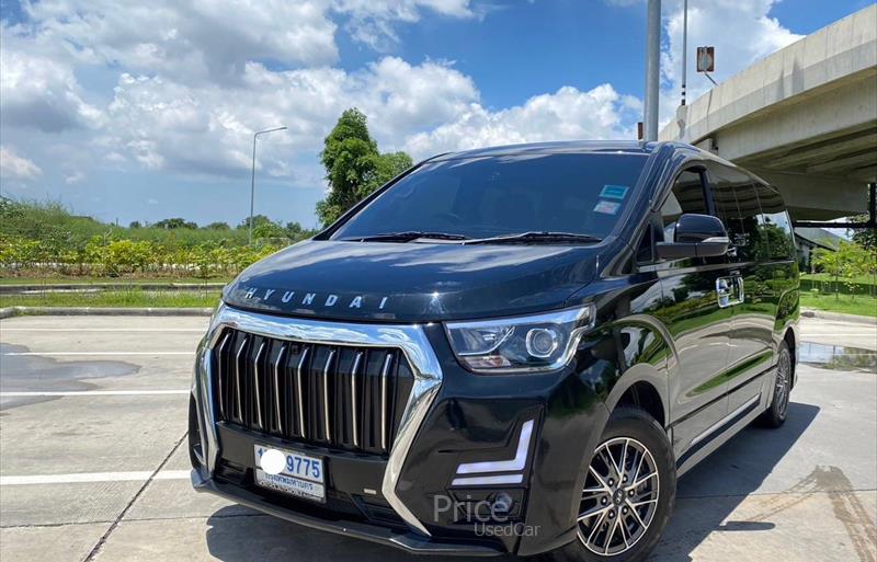รถตู้มือสอง HYUNDAI H-1 รถปี 2022