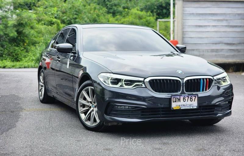 ขายรถเก๋งมือสอง-bmw-บีเอ็มดับบลิว-530i-รถปี2019-รหัส84950-678f87c1.jpg ขายรถเก๋งมือสอง-bmw-บีเอ็มดับบลิว-530i-รถปี2019-รหัส84950-678f87c1.jpg