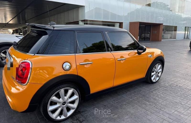 ขายรถเก๋งมือสอง-mini-มินิ-cooper-คูเปอร์-รถปี2016-รหัส84964-7281c99e.jpg ขายรถเก๋งมือสอง-mini-มินิ-cooper-คูเปอร์-รถปี2016-รหัส84964-7281c99e.jpg