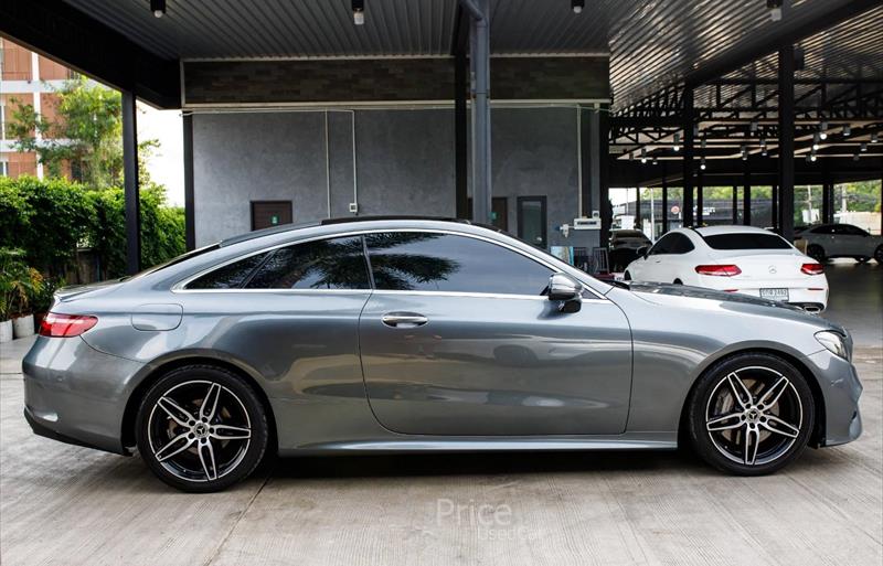 ขายรถเก๋งมือสอง-mercedes-benz-เมอร์เซเดสเบนซ์-e300-อีสามศูนย์ศูนย์-รถปี2017-รหัส85070-fb31ffa1.jpg ขายรถเก๋งมือสอง-mercedes-benz-เมอร์เซเดสเบนซ์-e300-อีสามศูนย์ศูนย์-รถปี2017-รหัส85070-fb31ffa1.jpg
