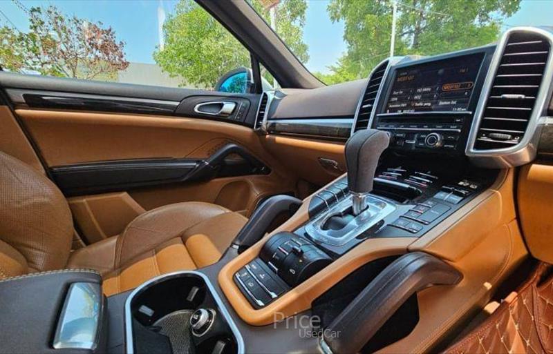 ขายรถ-suv-มือสอง-porsche-ปอร์เช่-cayenne-รถปี2013-รหัส85072-343e1949.jpg ขายรถ-suv-มือสอง-porsche-ปอร์เช่-cayenne-รถปี2013-รหัส85072-343e1949.jpg