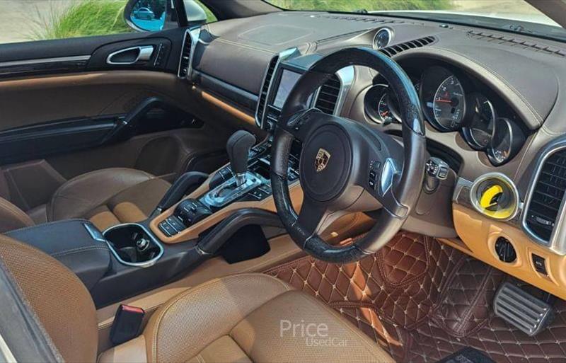 ขายรถ-suv-มือสอง-porsche-ปอร์เช่-cayenne-รถปี2013-รหัส85072-9ee3842f.jpg ขายรถ-suv-มือสอง-porsche-ปอร์เช่-cayenne-รถปี2013-รหัส85072-9ee3842f.jpg