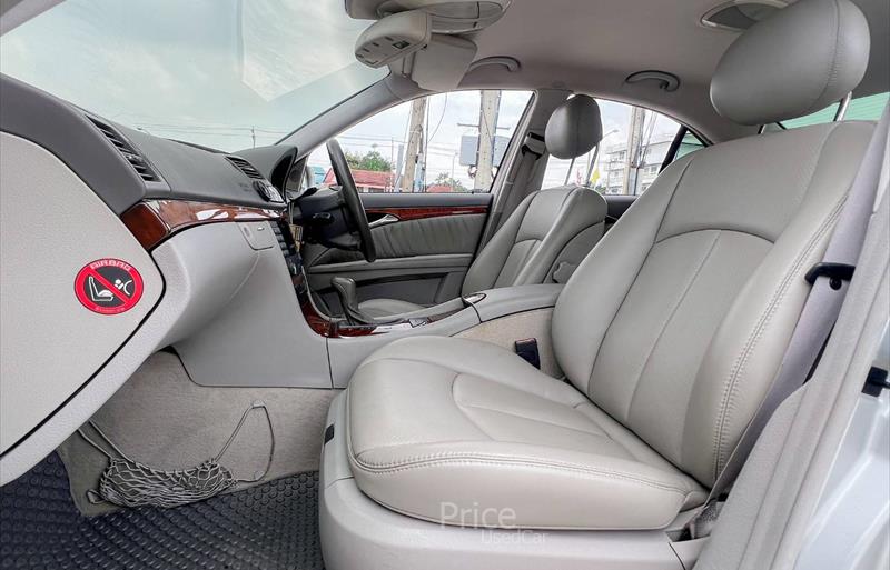 ขายรถเก๋งมือสอง-mercedes-benz-เมอร์เซเดสเบนซ์-e200-อีสองศูนย์ศูนย์-รถปี2004-รหัส85073-eadf5d78.jpg ขายรถเก๋งมือสอง-mercedes-benz-เมอร์เซเดสเบนซ์-e200-อีสองศูนย์ศูนย์-รถปี2004-รหัส85073-eadf5d78.jpg