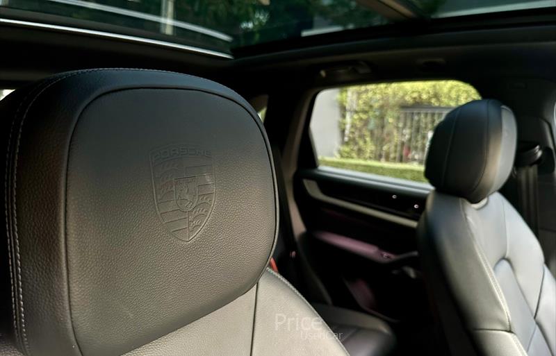 ขายรถ-suv-มือสอง-porsche-ปอร์เช่-cayenne-รถปี2024-รหัส85083-c7a717f0.jpg ขายรถ-suv-มือสอง-porsche-ปอร์เช่-cayenne-รถปี2024-รหัส85083-c7a717f0.jpg