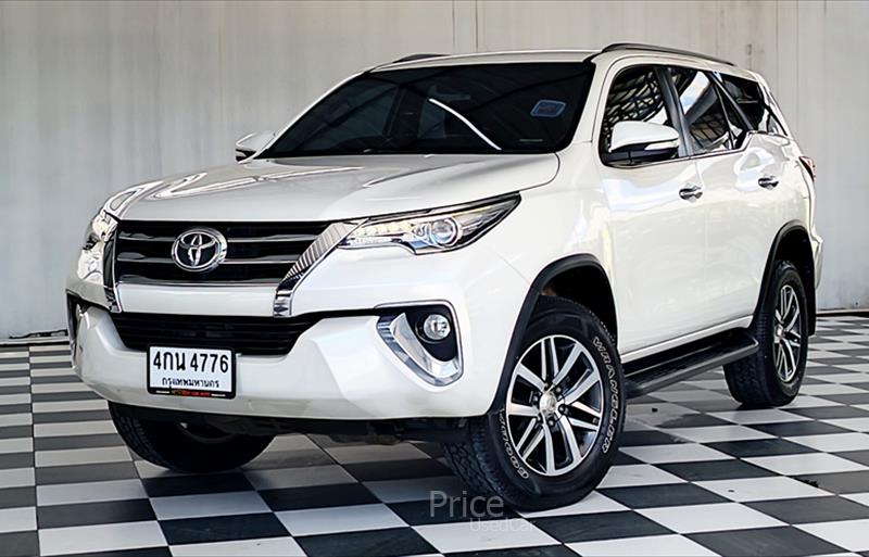 รถอเนกประสงค์มือสอง TOYOTA FORTUNER รถปี 2015