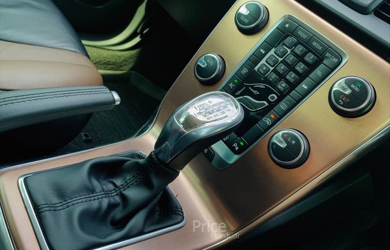 ขายรถเก๋งมือสอง-volvo-วอลโว่-v40-รถปี2013-รหัส85212-c78c52e6.jpg ขายรถเก๋งมือสอง-volvo-วอลโว่-v40-รถปี2013-รหัส85212-c78c52e6.jpg