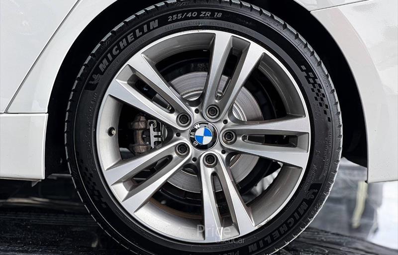 ขายรถเก๋งมือสอง-bmw-บีเอ็มดับบลิว-330e-รถปี2018-รหัส85213-2a3e2ff5.jpg ขายรถเก๋งมือสอง-bmw-บีเอ็มดับบลิว-330e-รถปี2018-รหัส85213-2a3e2ff5.jpg