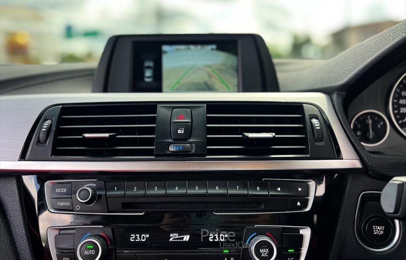 ขายรถเก๋งมือสอง-bmw-บีเอ็มดับบลิว-330e-รถปี2018-รหัส85213-739fba84.jpg ขายรถเก๋งมือสอง-bmw-บีเอ็มดับบลิว-330e-รถปี2018-รหัส85213-739fba84.jpg