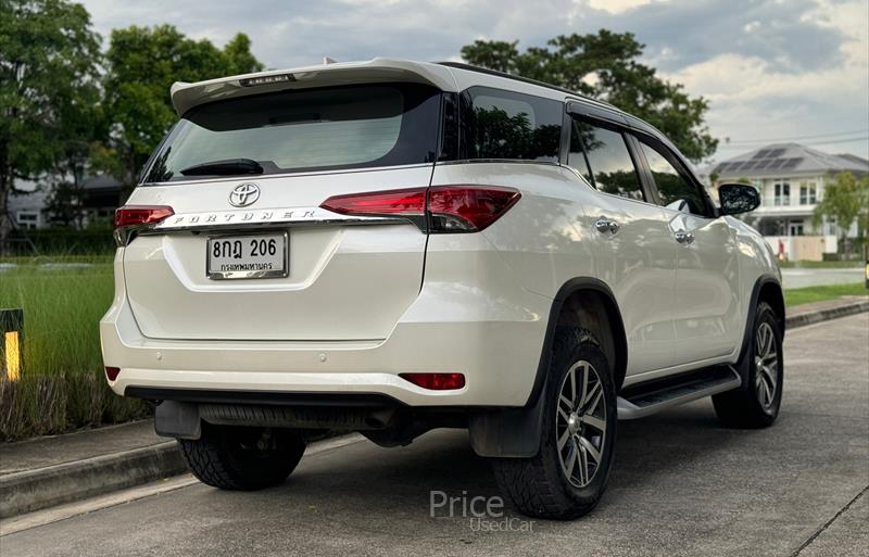 ขายรถ-suv-มือสอง-toyota-โตโยต้า-fortuner-ฟอร์จูนเนอร์-รถปี2018-รหัส85215-2bdc2f4d.jpg ขายรถ-suv-มือสอง-toyota-โตโยต้า-fortuner-ฟอร์จูนเนอร์-รถปี2018-รหัส85215-2bdc2f4d.jpg