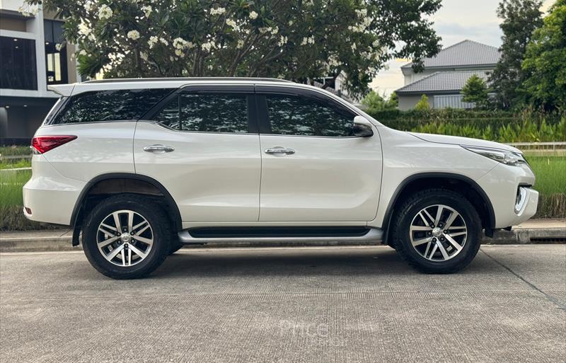 ขายรถ-suv-มือสอง-toyota-โตโยต้า-fortuner-ฟอร์จูนเนอร์-รถปี2018-รหัส85215-c09287e3.jpg ขายรถ-suv-มือสอง-toyota-โตโยต้า-fortuner-ฟอร์จูนเนอร์-รถปี2018-รหัส85215-c09287e3.jpg