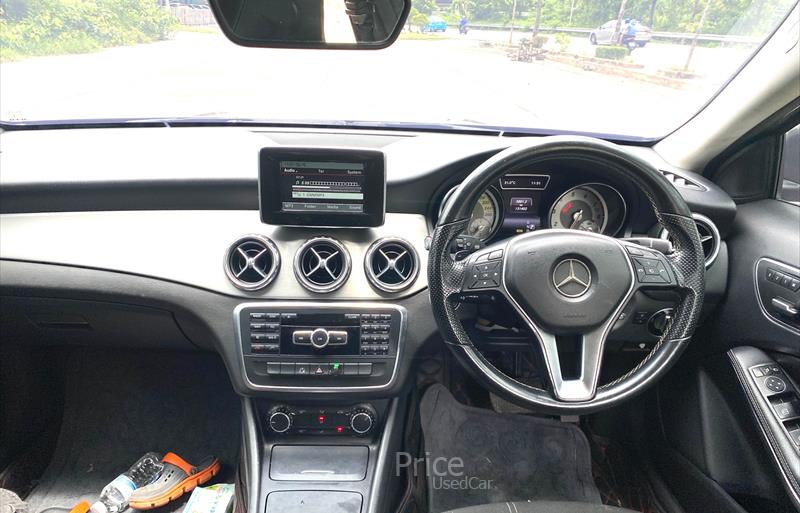 ขายรถเก๋งมือสอง-mercedes-benz-เมอร์เซเดสเบนซ์-gla200-รถปี2015-รหัส85216-8ebd309d.jpg ขายรถเก๋งมือสอง-mercedes-benz-เมอร์เซเดสเบนซ์-gla200-รถปี2015-รหัส85216-8ebd309d.jpg