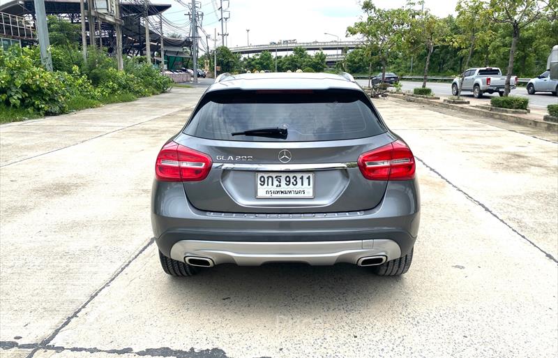 ขายรถเก๋งมือสอง-mercedes-benz-เมอร์เซเดสเบนซ์-gla200-รถปี2015-รหัส85216-bd7b50f9.jpg ขายรถเก๋งมือสอง-mercedes-benz-เมอร์เซเดสเบนซ์-gla200-รถปี2015-รหัส85216-bd7b50f9.jpg
