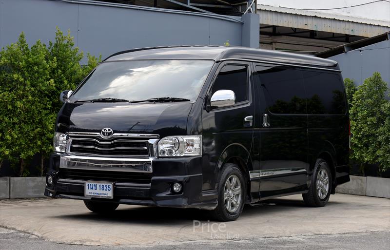 รถตู้มือสอง TOYOTA VENTURY รถปี 2017