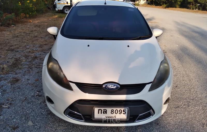 รถเก๋งมือสอง FORD FIESTA รถปี 2012