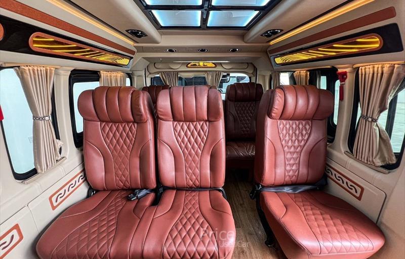 ขายรถตู้มือสอง-toyota-โตโยต้า-commuter-คอมมิวเตอร์-รถปี2021-รหัส85313-250223d1.jpg ขายรถตู้มือสอง-toyota-โตโยต้า-commuter-คอมมิวเตอร์-รถปี2021-รหัส85313-250223d1.jpg