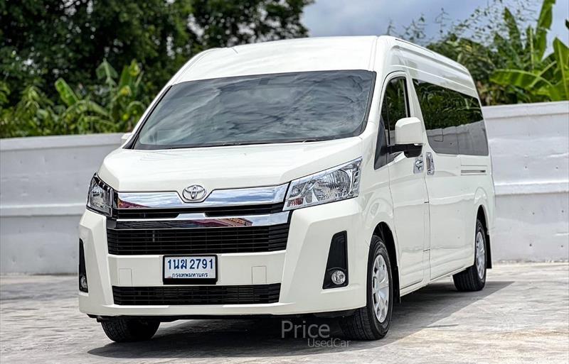 รถตู้มือสอง TOYOTA COMMUTER รถปี 2021 รถตู้มือสอง TOYOTA COMMUTER รถปี 2021