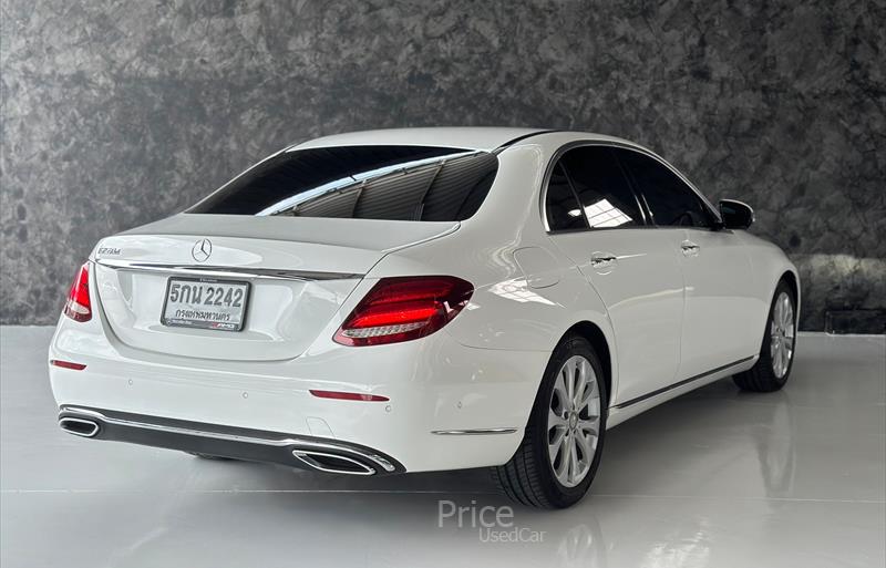 ขายรถเก๋งมือสอง-mercedes-benz-เมอร์เซเดสเบนซ์-e220-รถปี2016-รหัส85387-698a8976.jpg ขายรถเก๋งมือสอง-mercedes-benz-เมอร์เซเดสเบนซ์-e220-รถปี2016-รหัส85387-698a8976.jpg