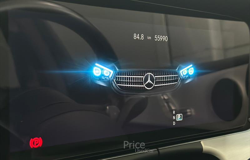ขายรถเก๋งมือสอง-mercedes-benz-เมอร์เซเดสเบนซ์-e220-รถปี2021-รหัส85500-0cff13c4.jpg ขายรถเก๋งมือสอง-mercedes-benz-เมอร์เซเดสเบนซ์-e220-รถปี2021-รหัส85500-0cff13c4.jpg