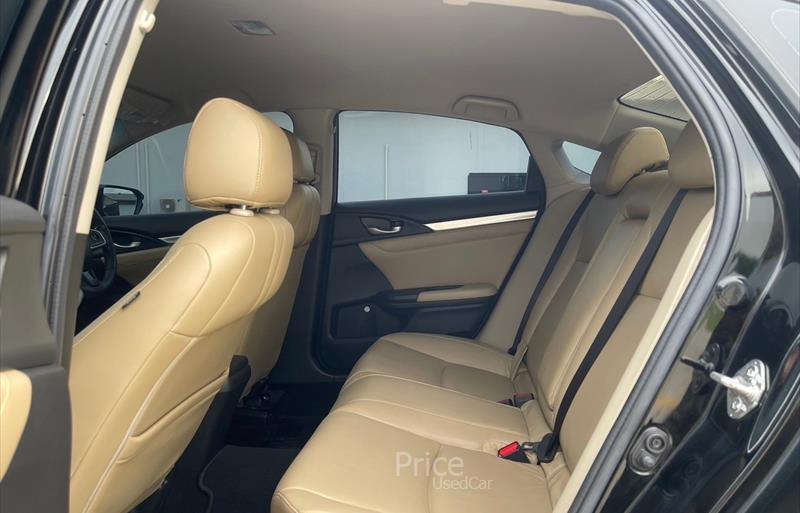 ขายรถเก๋งมือสอง-honda-ฮอนด้า-civic-ซีวิค-รถปี2019-รหัส85506-8791830c.jpg ขายรถเก๋งมือสอง-honda-ฮอนด้า-civic-ซีวิค-รถปี2019-รหัส85506-8791830c.jpg