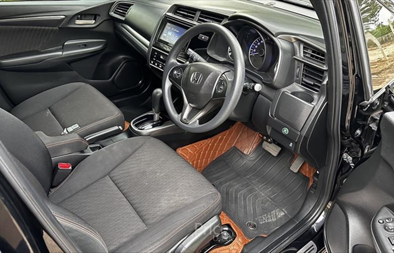 ขายรถเก๋งมือสอง-honda-ฮอนด้า-jazz-แจ๊ส-รถปี2018-รหัส85591-dd4825a7.jpg ขายรถเก๋งมือสอง-honda-ฮอนด้า-jazz-แจ๊ส-รถปี2018-รหัส85591-dd4825a7.jpg
