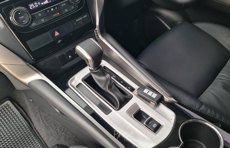 ขายรถ-suv-มือสอง-mitsubishi-มิตซูบิชิ-pajero-ปาเจโร่-รถปี2018-รหัส85605-58646a0f.jpg ขายรถ-suv-มือสอง-mitsubishi-มิตซูบิชิ-pajero-ปาเจโร่-รถปี2018-รหัส85605-58646a0f.jpg