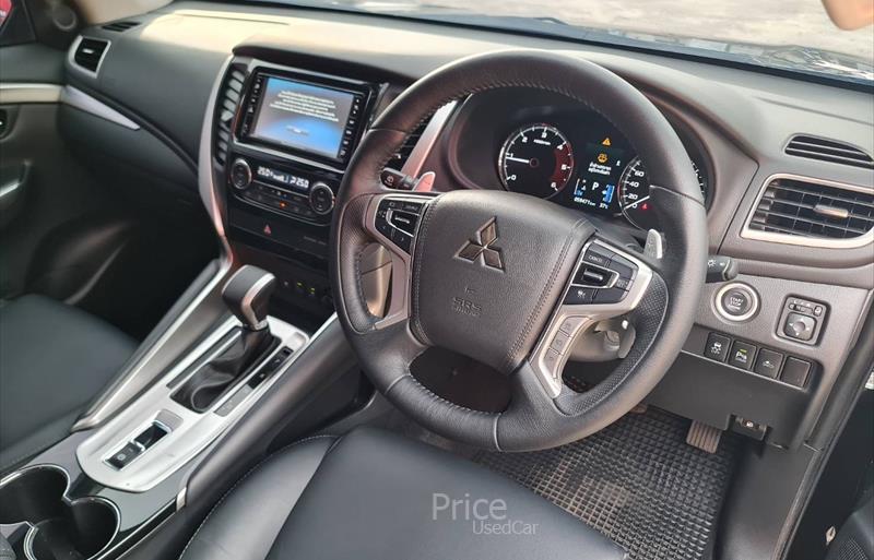 ขายรถ-suv-มือสอง-mitsubishi-มิตซูบิชิ-pajero-ปาเจโร่-รถปี2018-รหัส85605-6d6f96a6.jpg ขายรถ-suv-มือสอง-mitsubishi-มิตซูบิชิ-pajero-ปาเจโร่-รถปี2018-รหัส85605-6d6f96a6.jpg