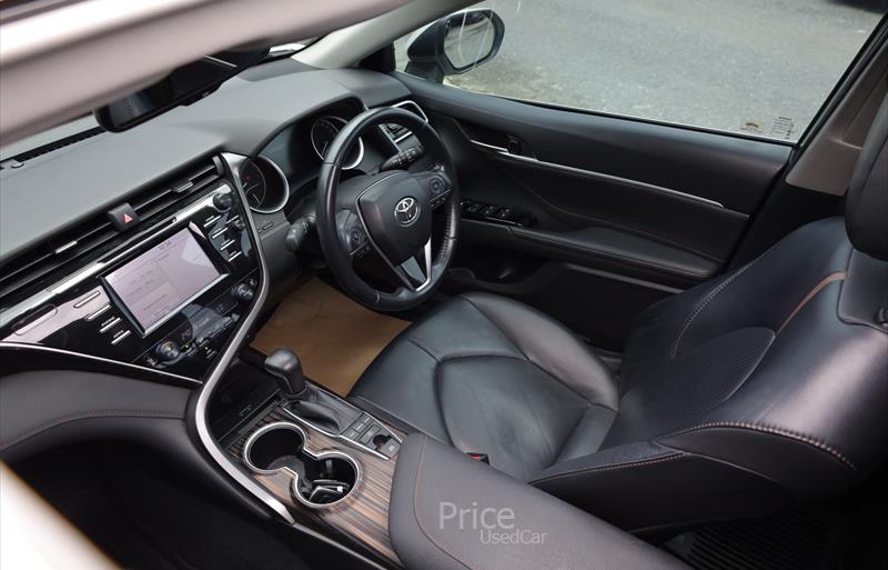 ขายรถเก๋งมือสอง-toyota-โตโยต้า-camry-คัมรี่-รถปี2019-รหัส85666-424d170e.jpg ขายรถเก๋งมือสอง-toyota-โตโยต้า-camry-คัมรี่-รถปี2019-รหัส85666-424d170e.jpg