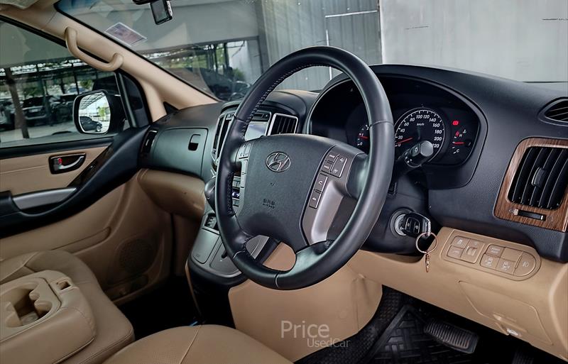 ขายรถตู้มือสอง-hyundai-ฮุนได-h-1-เอชวัน-รถปี2019-รหัส85668-afced6d8.jpg ขายรถตู้มือสอง-hyundai-ฮุนได-h-1-เอชวัน-รถปี2019-รหัส85668-afced6d8.jpg