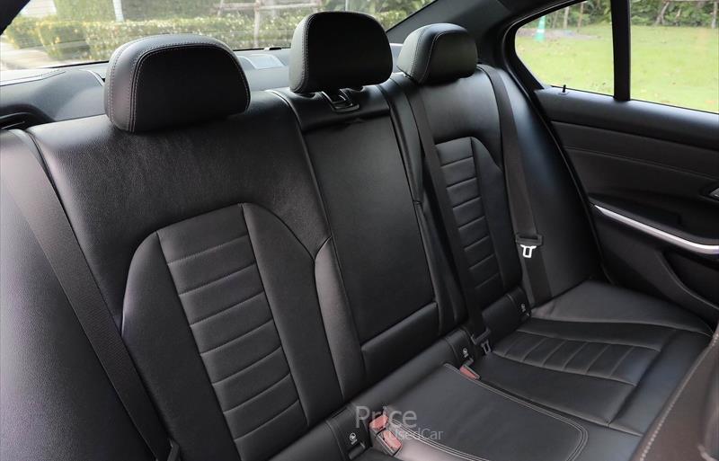 ขายรถเก๋งมือสอง-bmw-บีเอ็มดับบลิว-330i-รถปี2018-รหัส85696-41377d33.jpg ขายรถเก๋งมือสอง-bmw-บีเอ็มดับบลิว-330i-รถปี2018-รหัส85696-41377d33.jpg