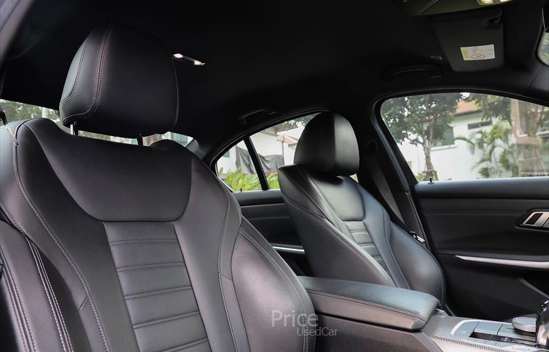 ขายรถเก๋งมือสอง-bmw-บีเอ็มดับบลิว-330i-รถปี2018-รหัส85696-929edd6c.jpg ขายรถเก๋งมือสอง-bmw-บีเอ็มดับบลิว-330i-รถปี2018-รหัส85696-929edd6c.jpg